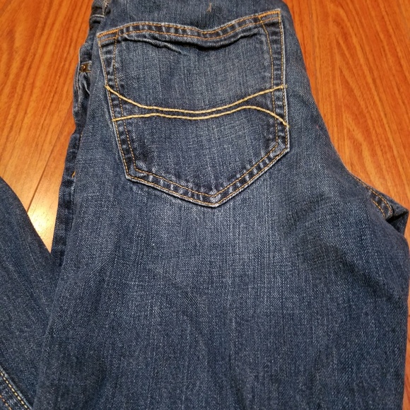 Jean's - Picture 2 of 5